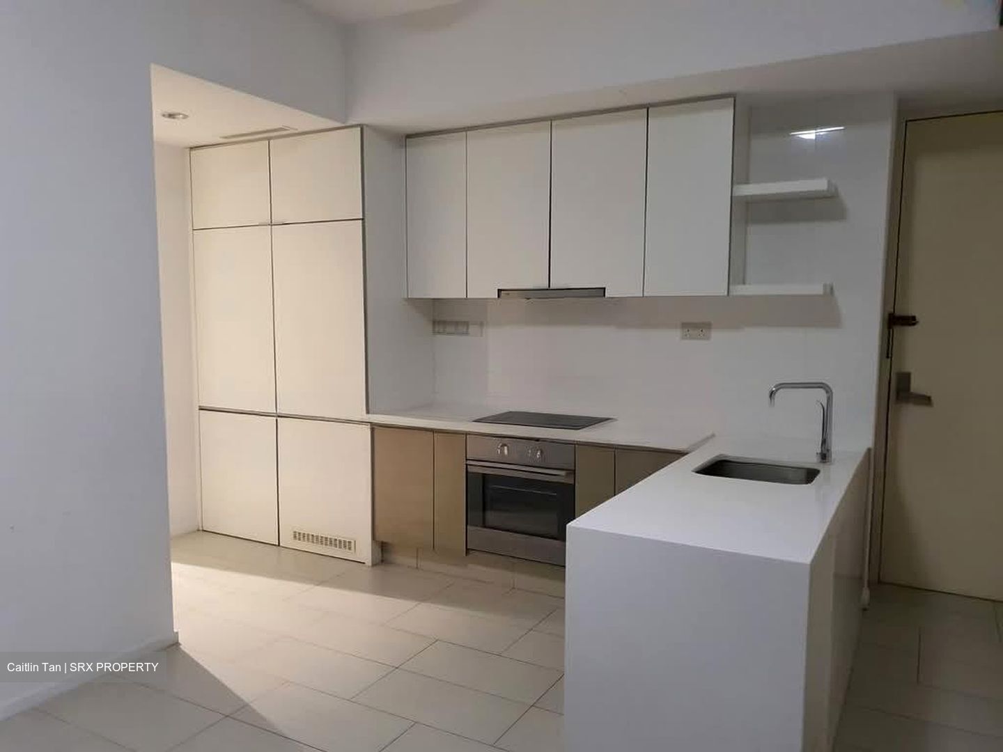 Regency Suites (D3), Office #551885011